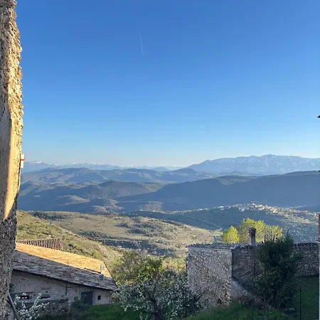 Le Serzine Ferienhaus Calascio